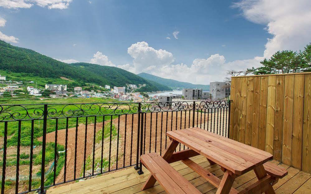 Doya Hotel Кодже Екстериор снимка